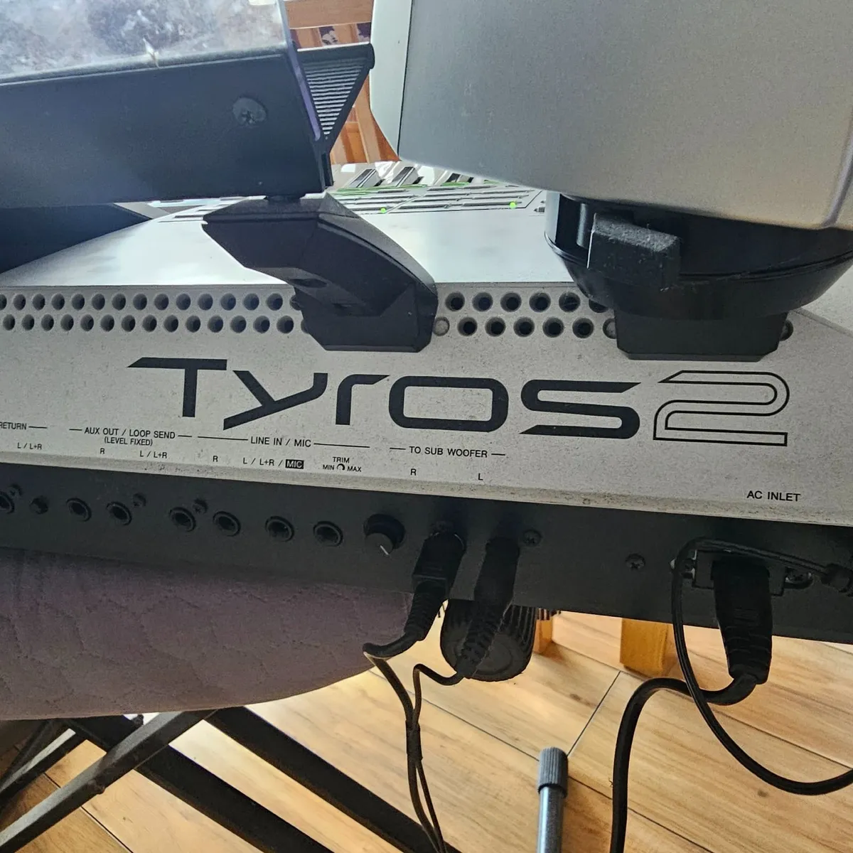 Keyboard Tyros 2 - Image 1