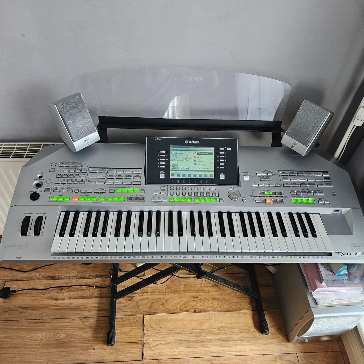 Keyboard Tyros 2 - Image 2