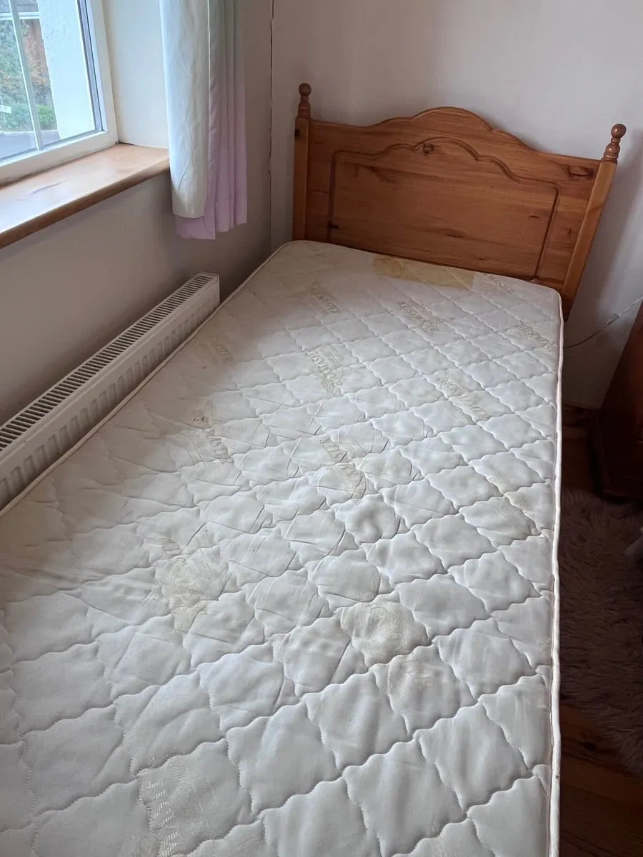 Single bed - Image 2