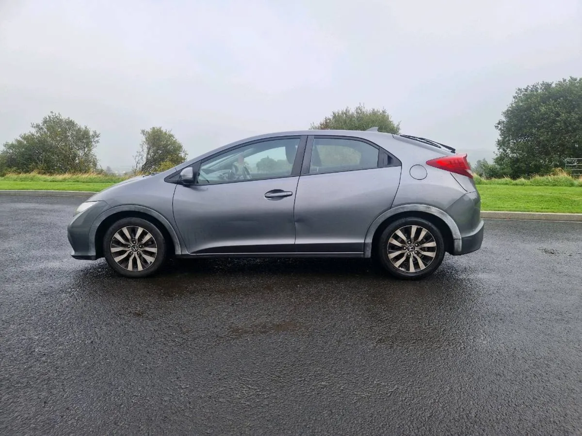 2013 Honda Civic - Image 2