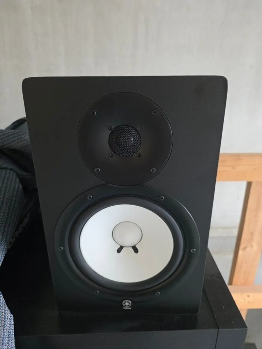 yamaha hs8 & sub - Image 2