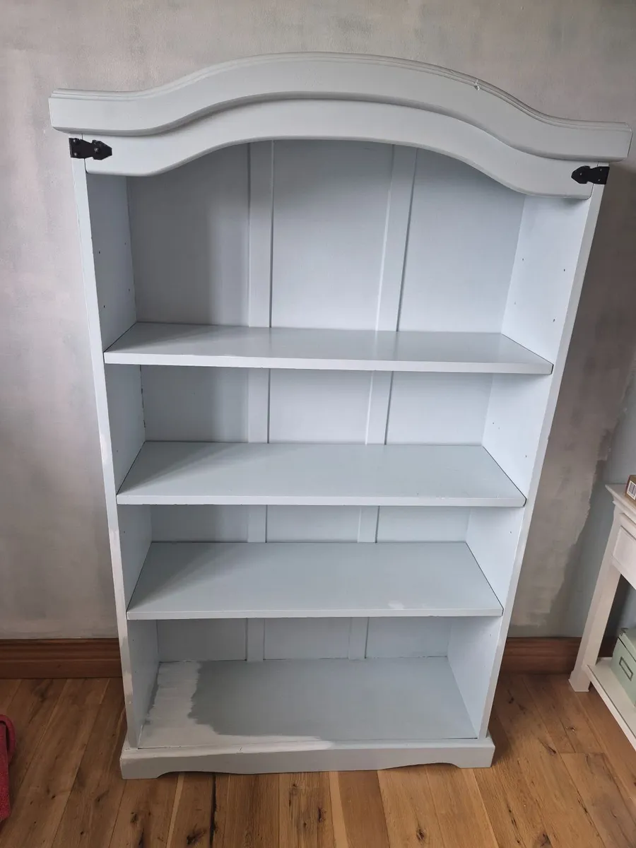 Bookcase - Image 1