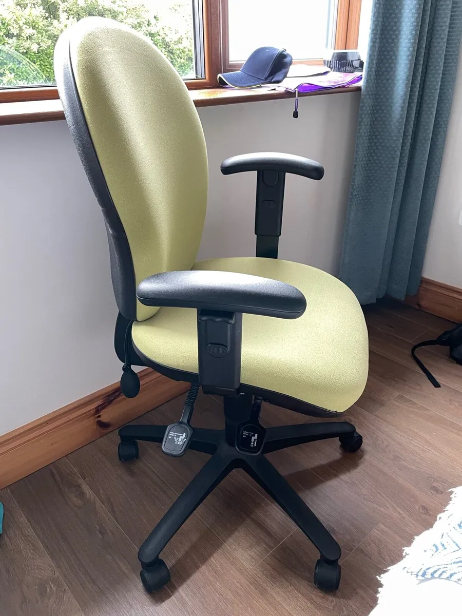 Office Chair - Image 2