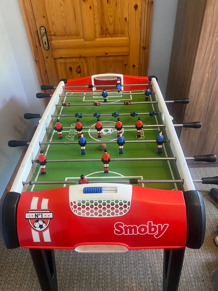 Football table - Image 1