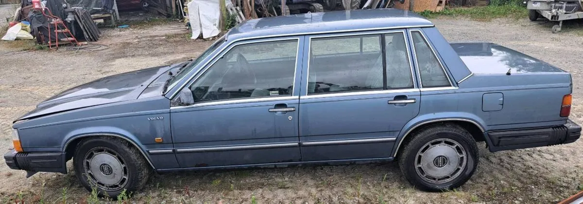 Volvo 760 GLE - Image 4