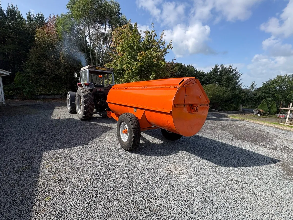 Howard Dung Spreader - Image 3
