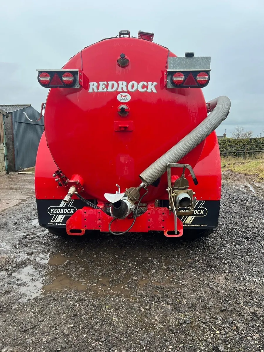 Redrock tanker 3000 gallon as new NO VAT - Image 4