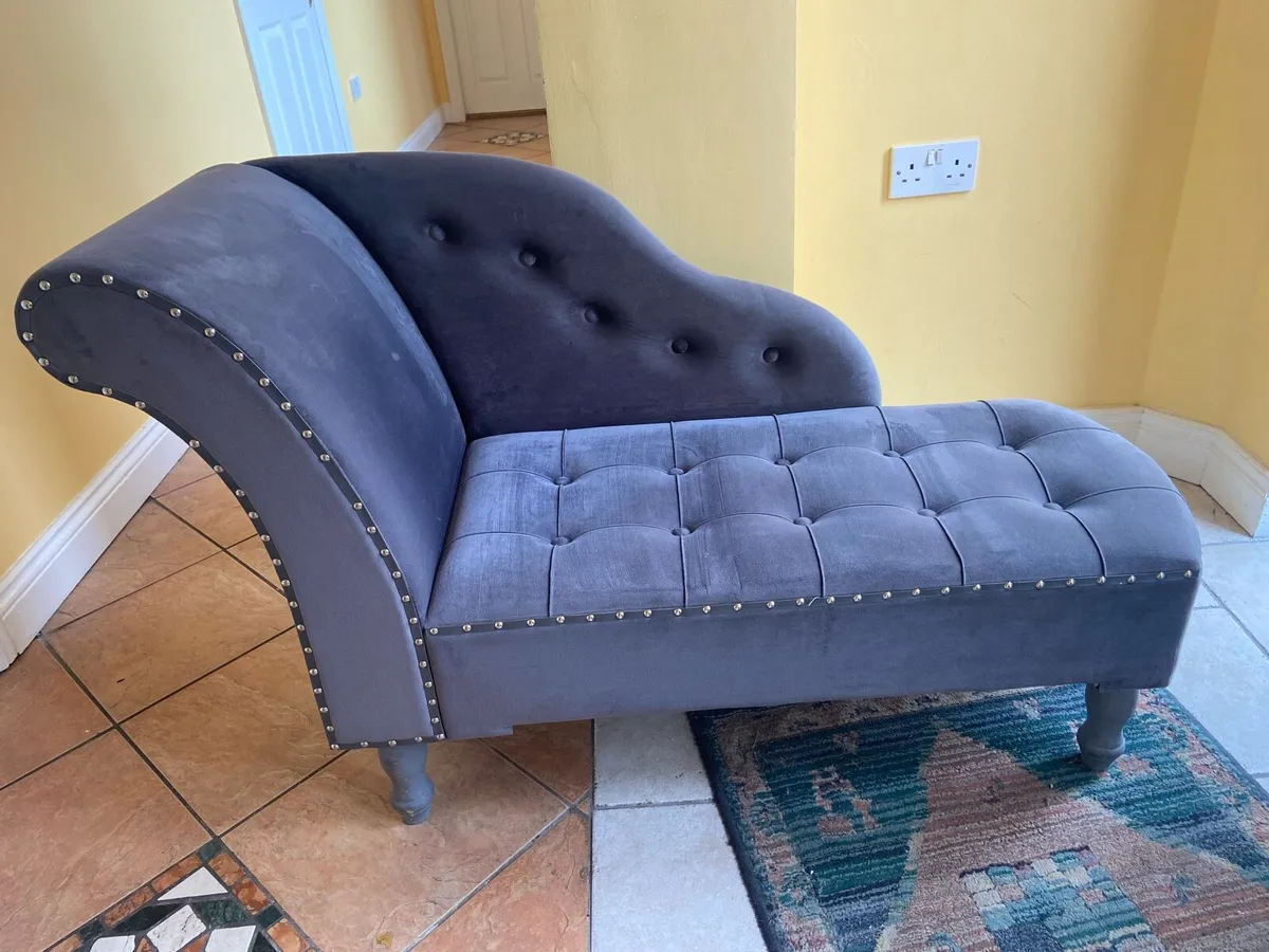 Chair Chaise Longue - Image 1