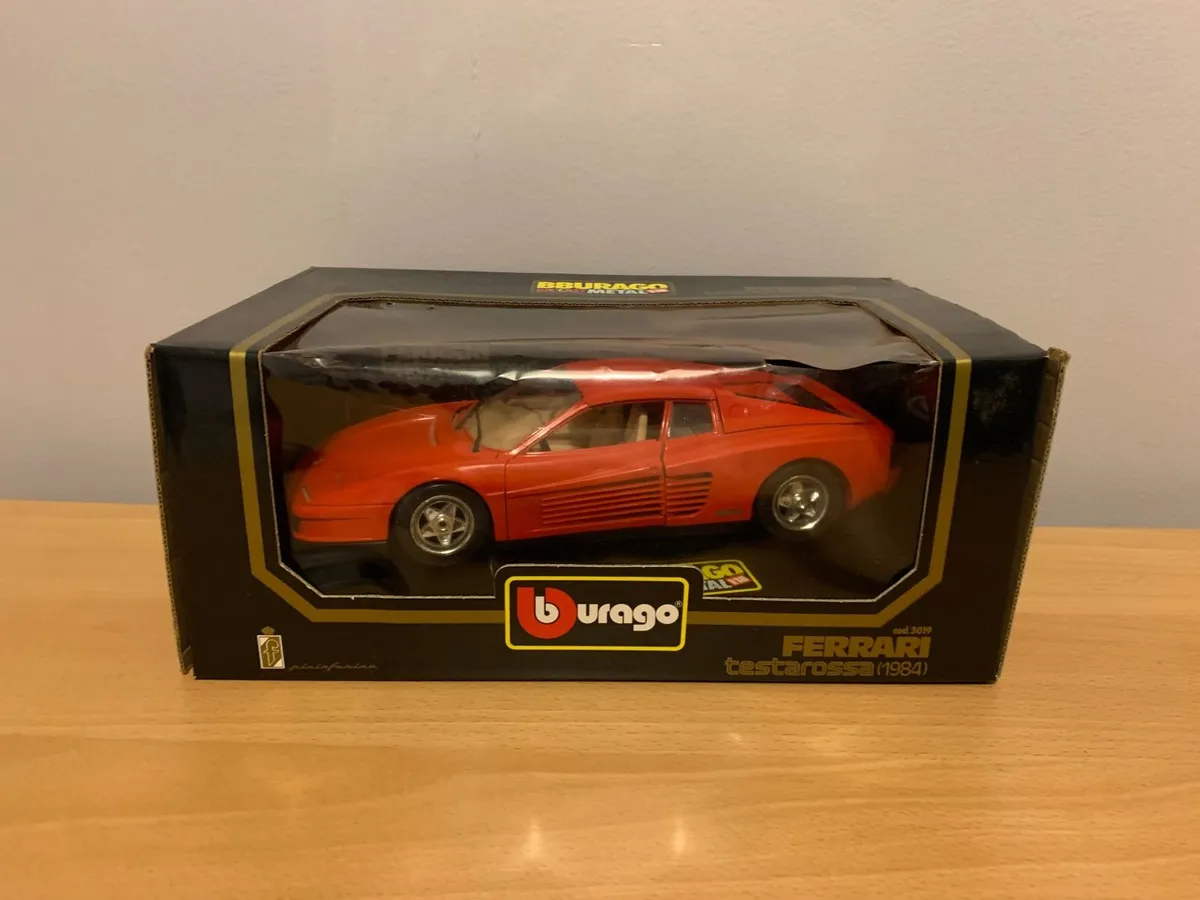 1984 Ferrari Testarossa 1/18 Burago Model Car - Image 4