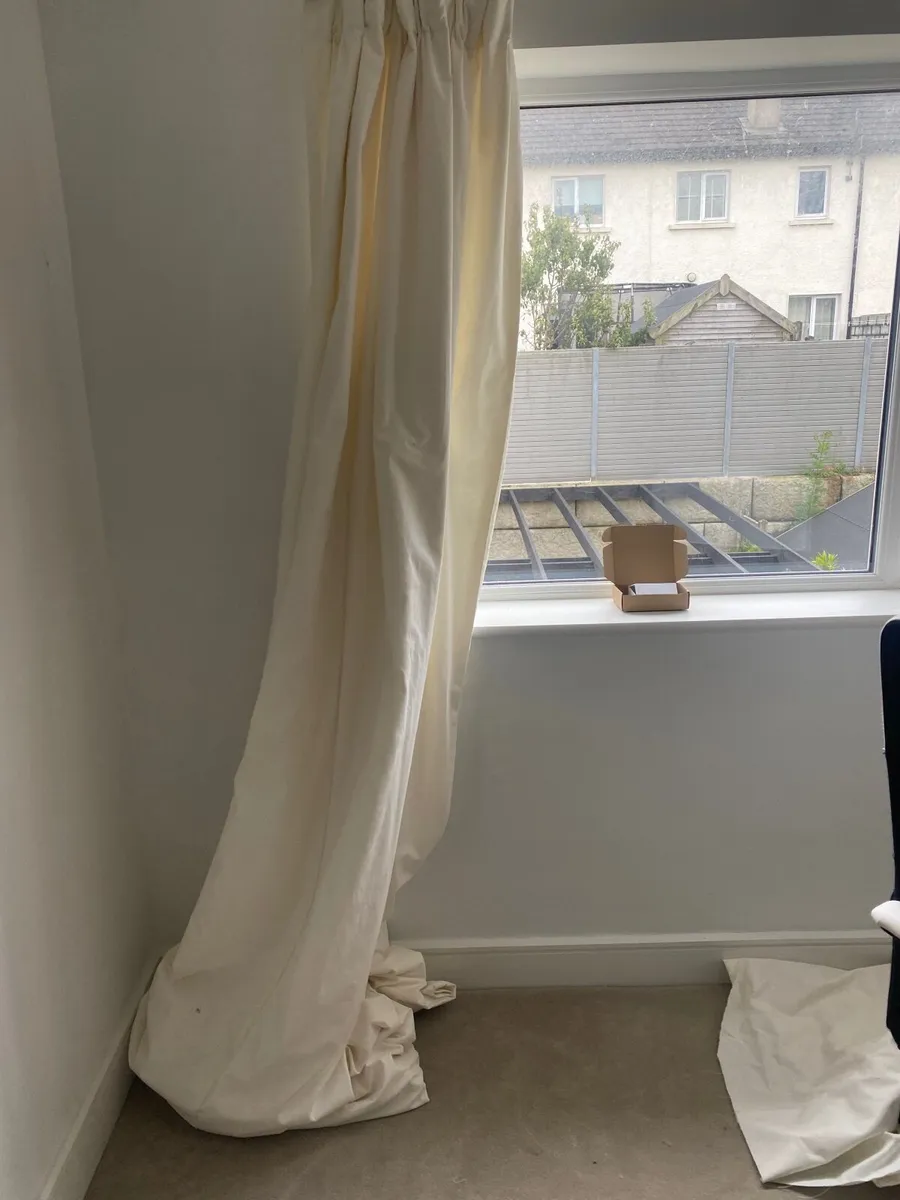 Curtains - Image 1