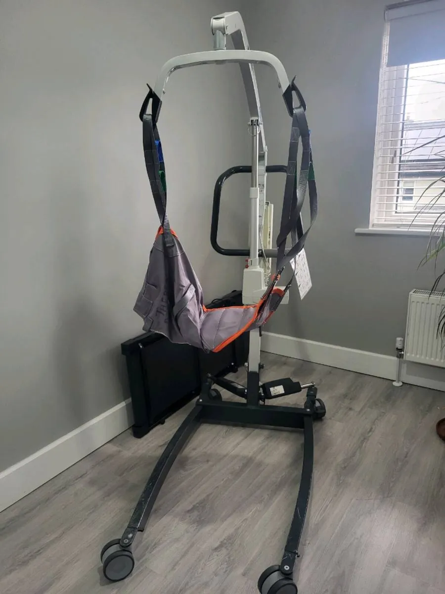 Invacare Birdie Evo Hoist - Image 3