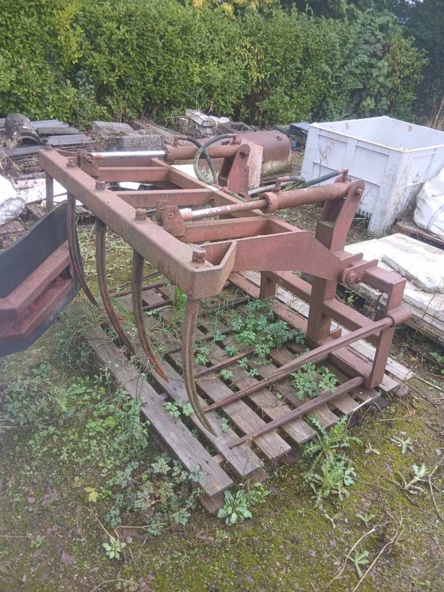 Muck grab FERMOY - Image 1