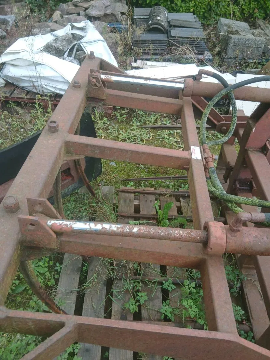 Muck grab FERMOY - Image 3
