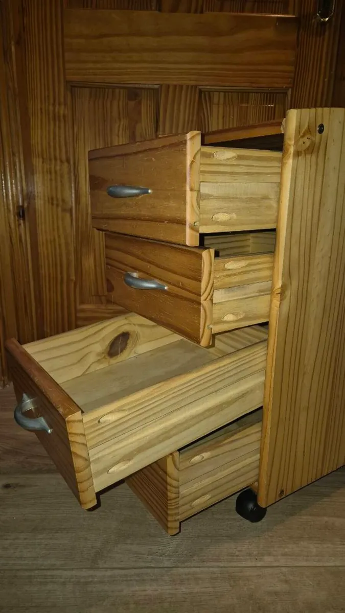 Bed side Table - Image 3