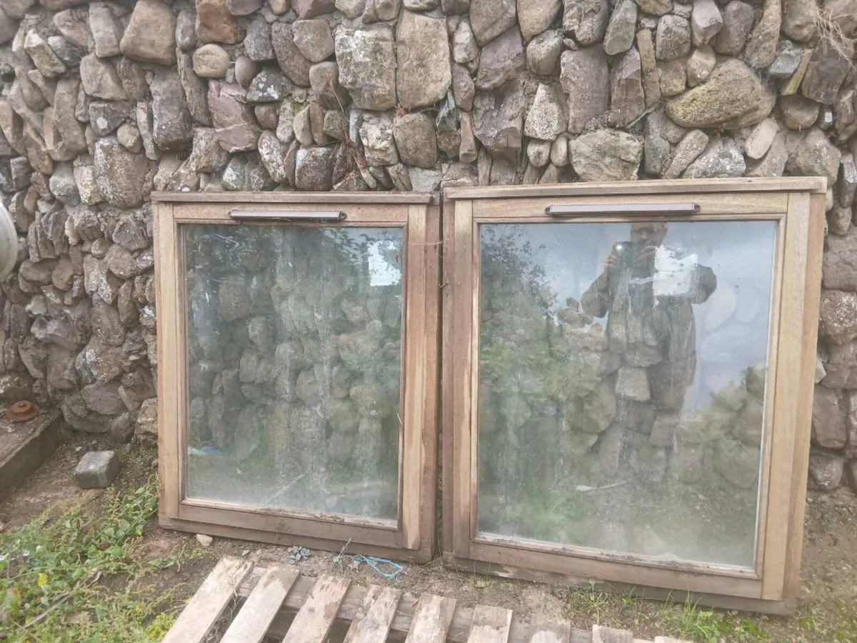 Windows FERMOY - Image 1