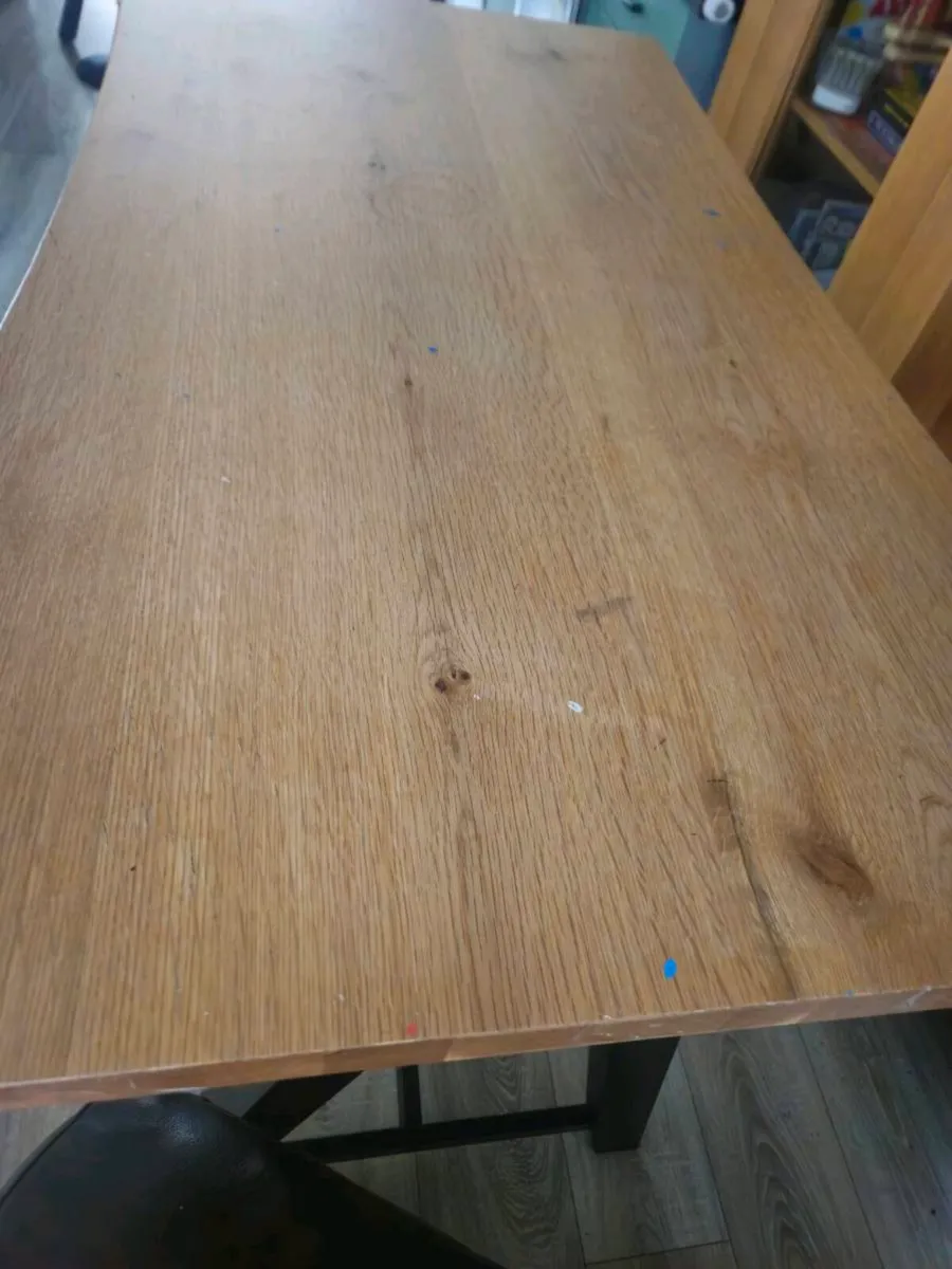 Free table - Image 2