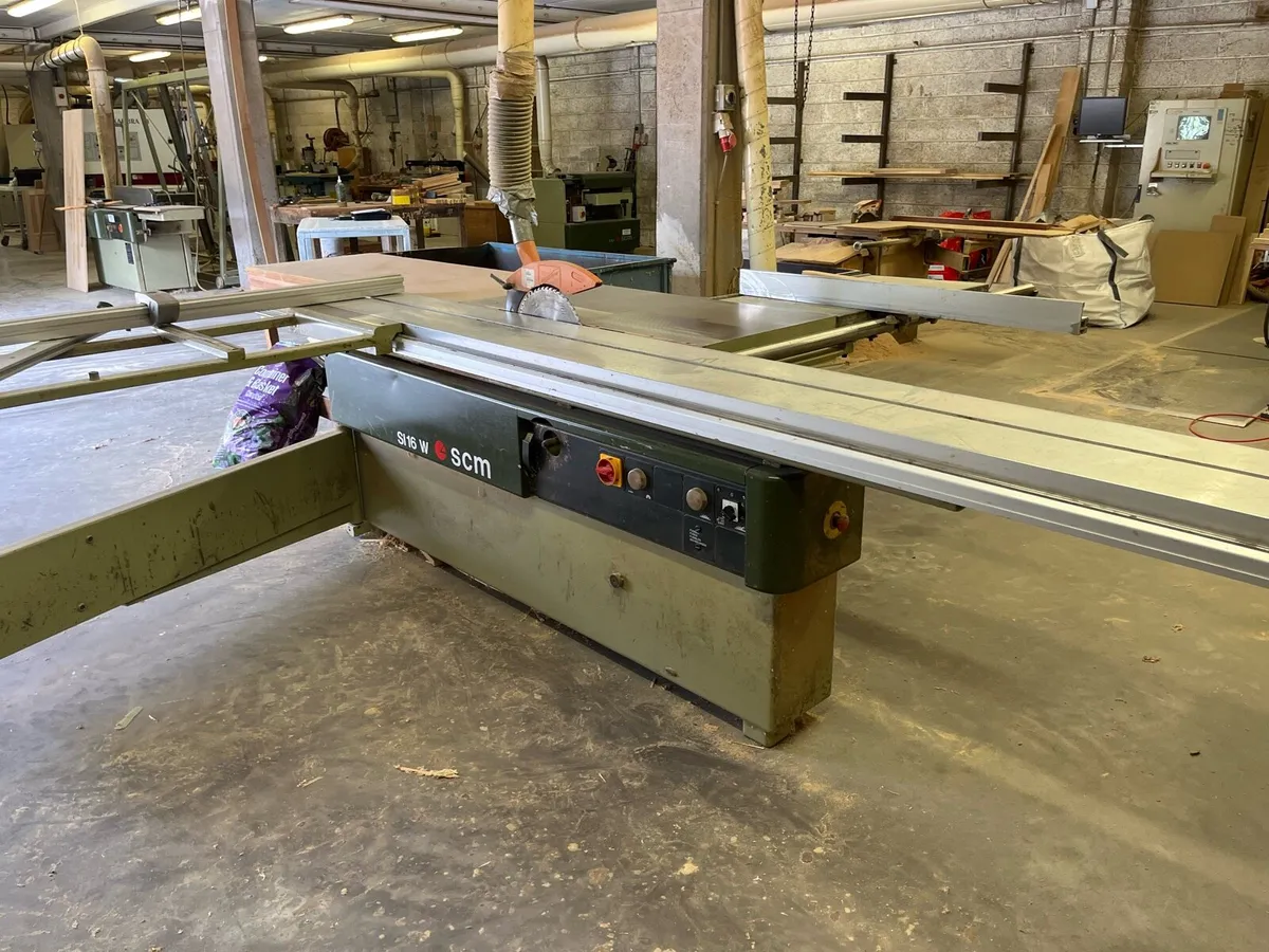 Selection of Woodworking Machinery - Image 1