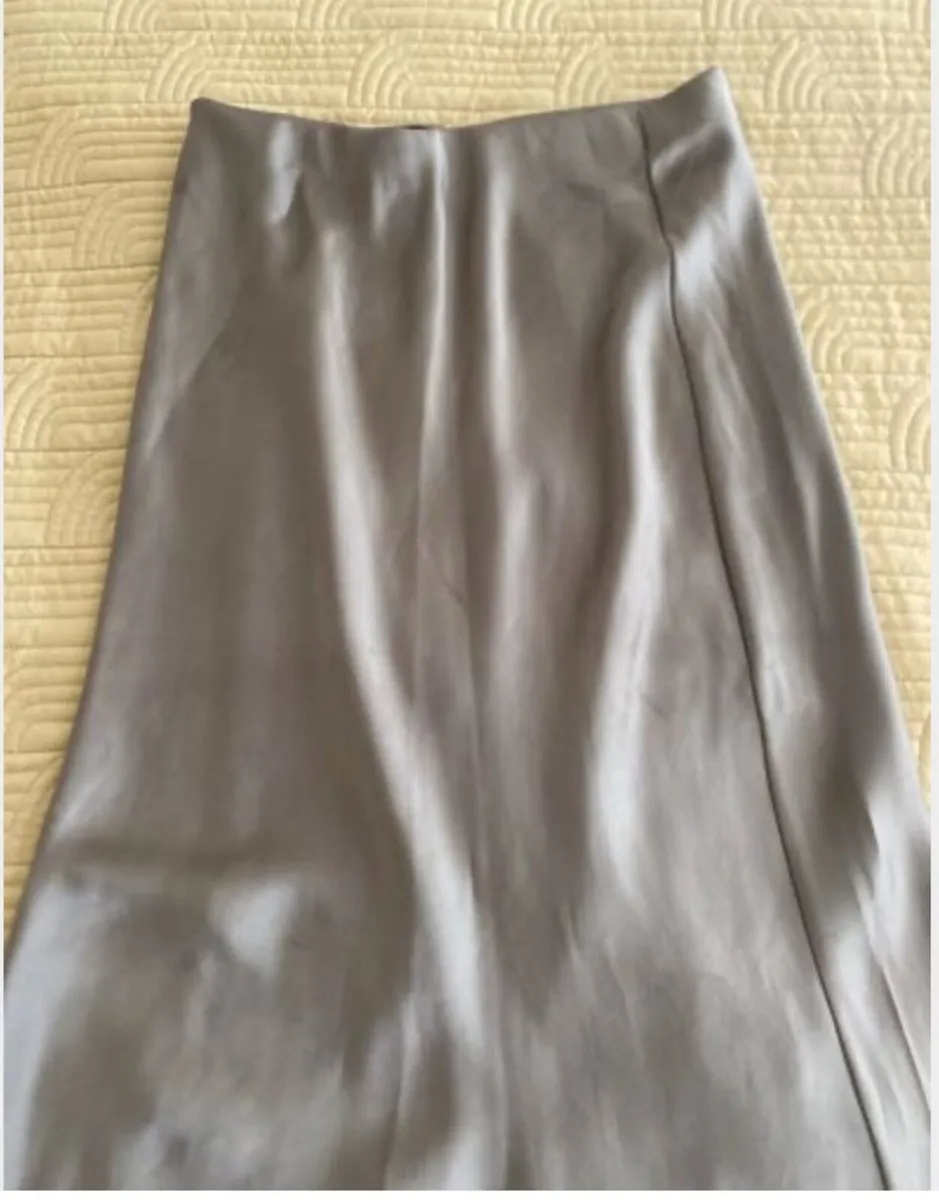 Zara satin skirt size S - Image 2