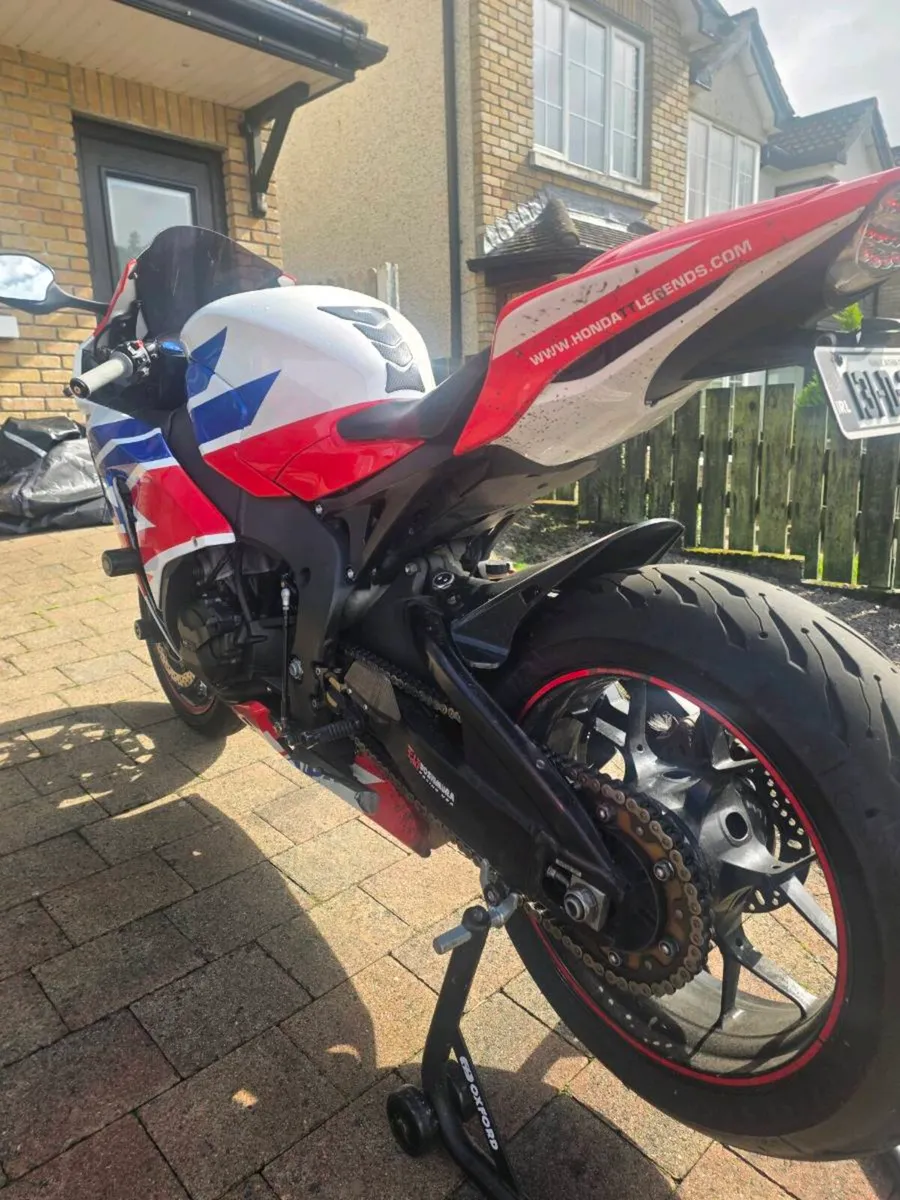 HONDA FIRE BLADE TT LEGENDS 2013 - Image 4
