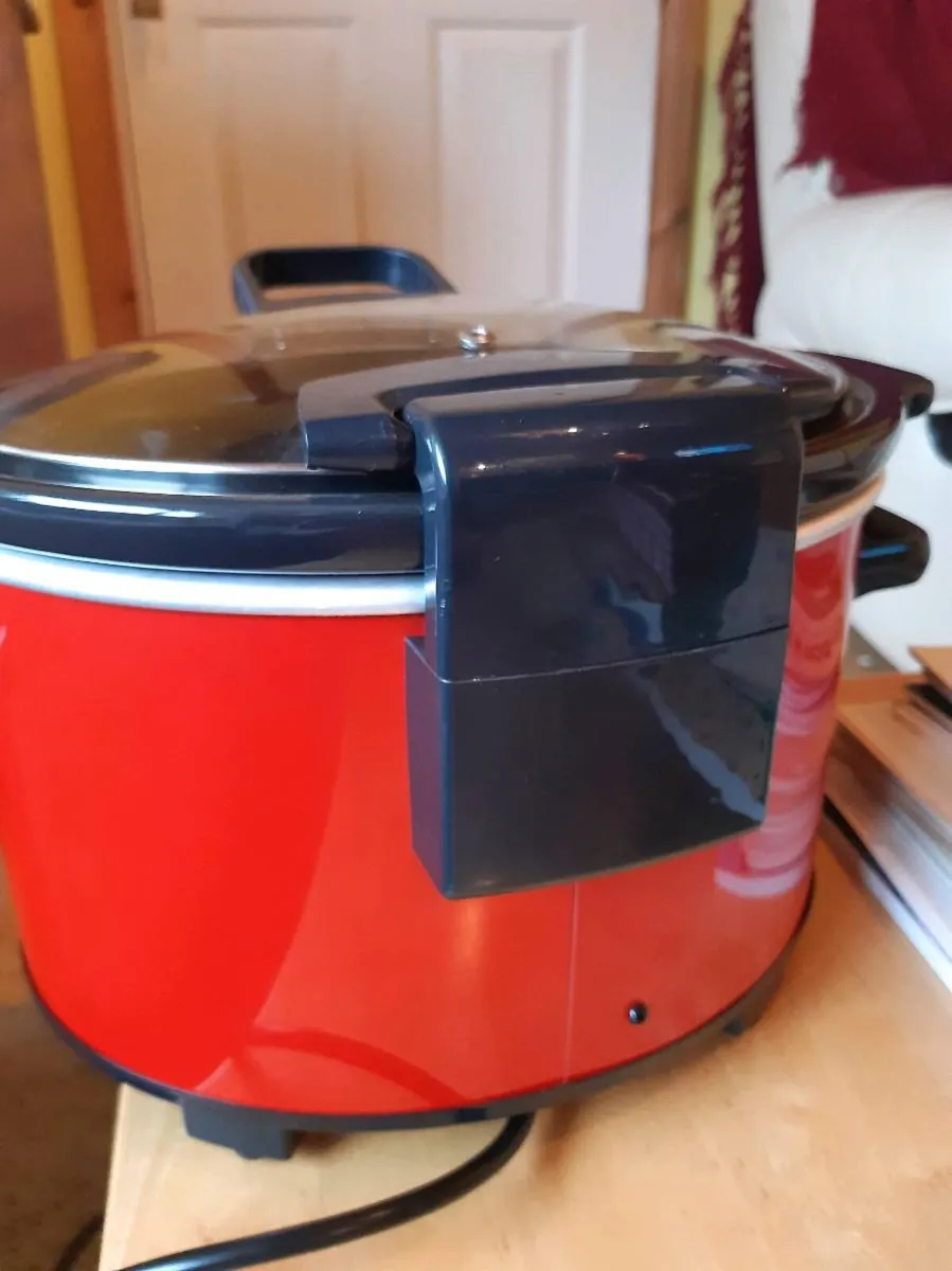 Crock Pot - Image 1