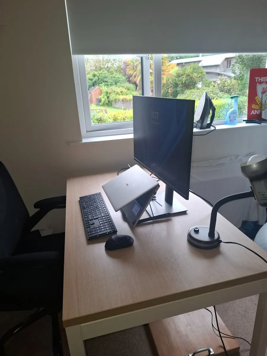 Desk - Image 1