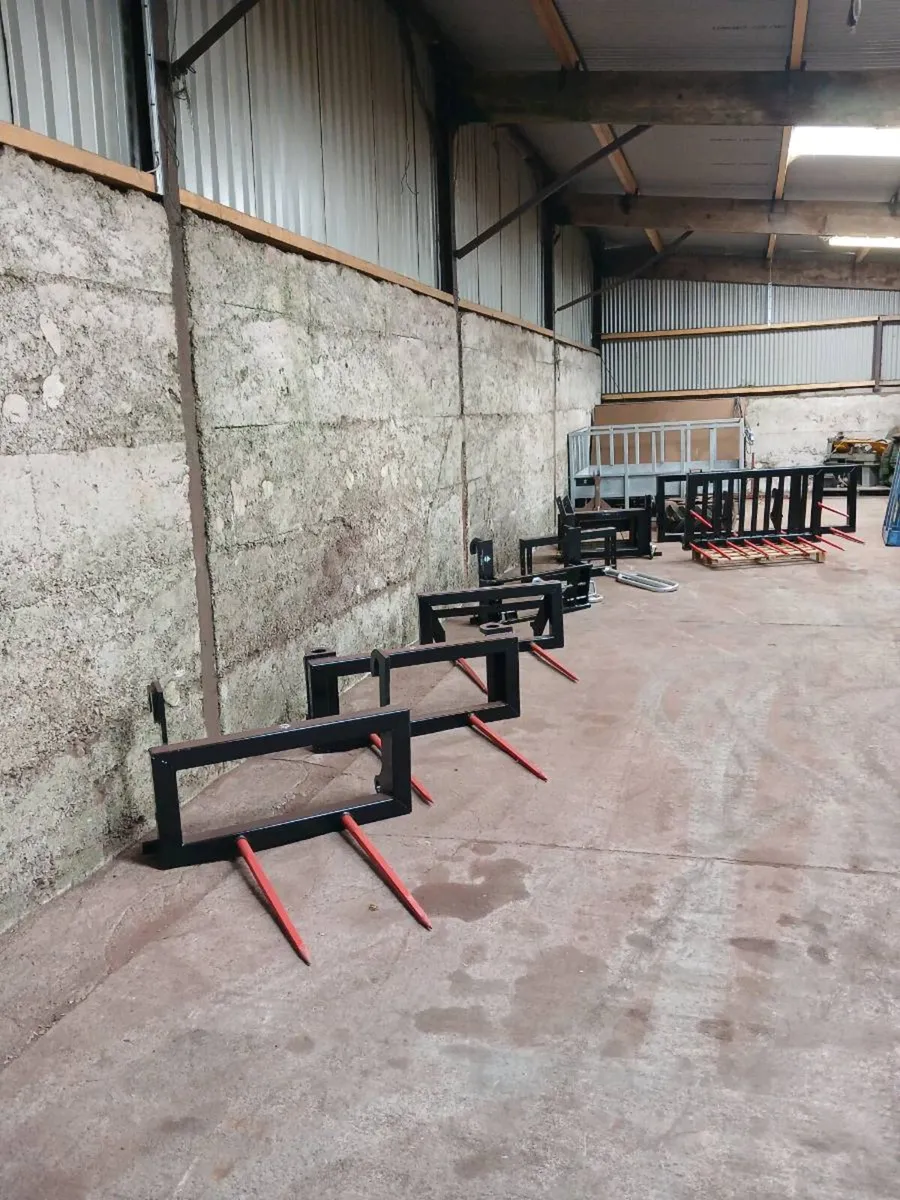 Pinnacle Fabrication Bale Spike - Image 3