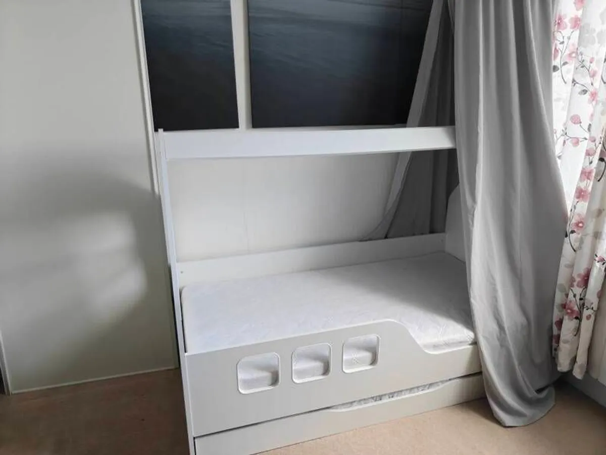 Kids bed - Image 4