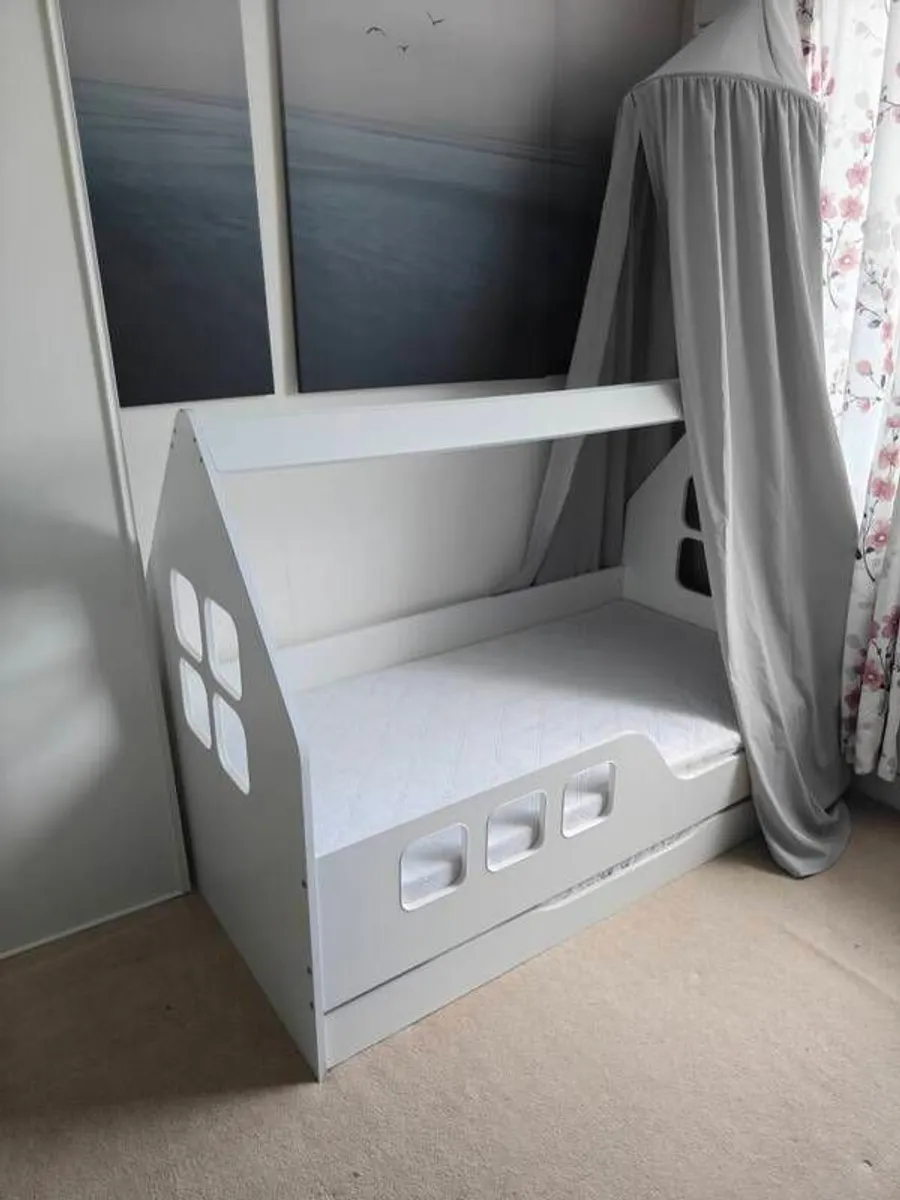 Kids bed - Image 3
