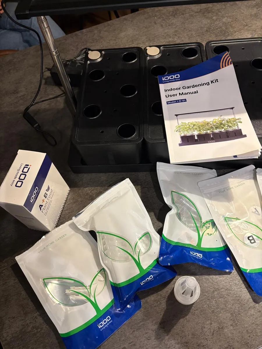 IDOO Indoor Gardening Kit - Image 2