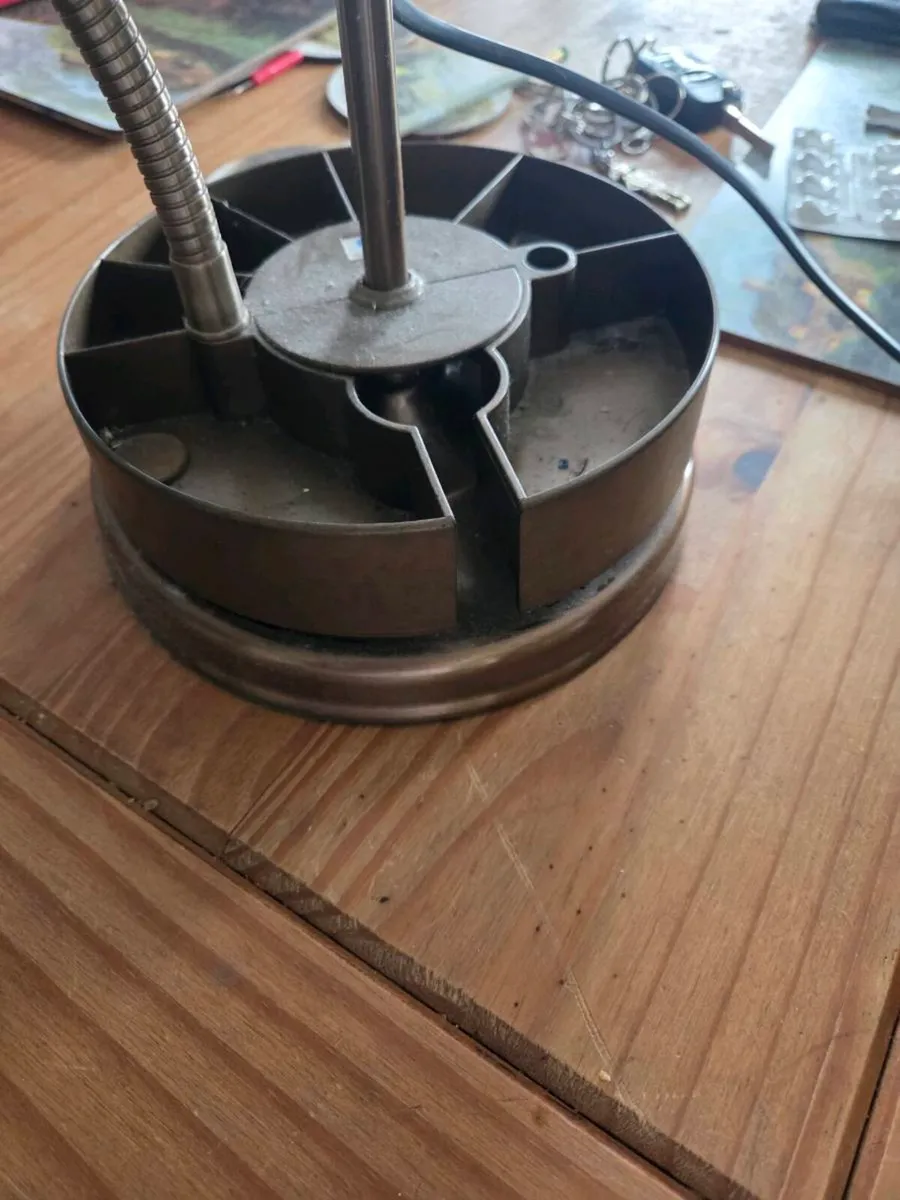 Heavy duty crafting lamp - Image 3