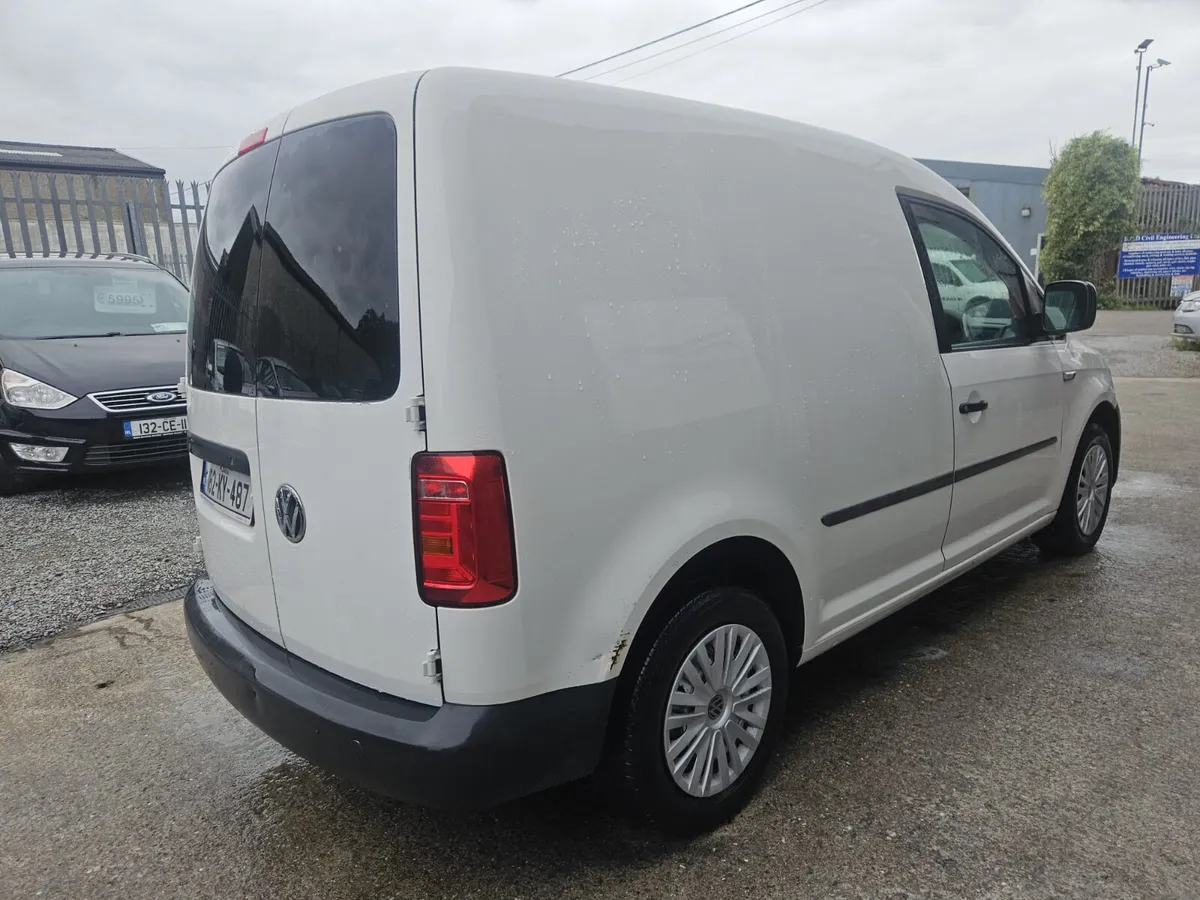 2018 Volkswagen Caddy 2.0 TDI - Image 2