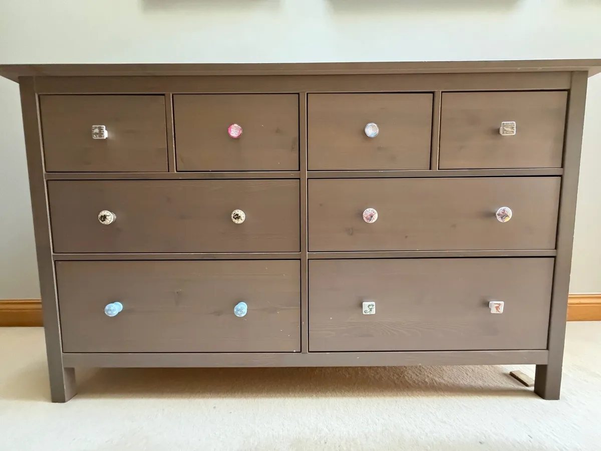 8 Drawer Dresser - Image 1