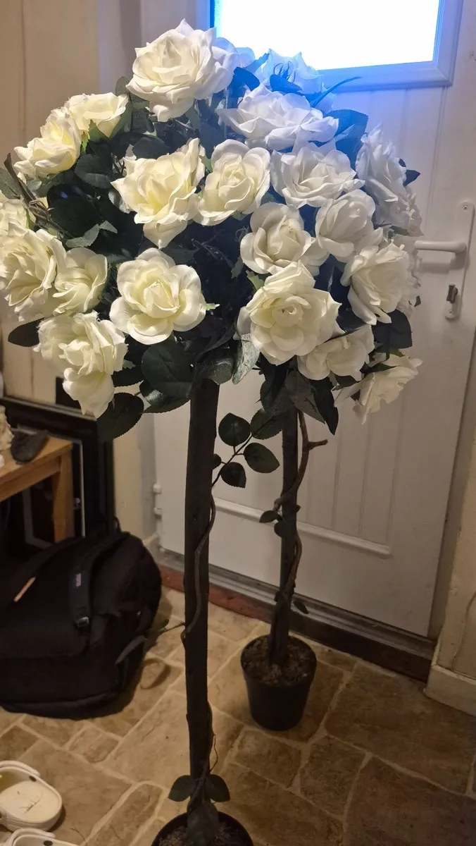 Artificial white rose trees x2