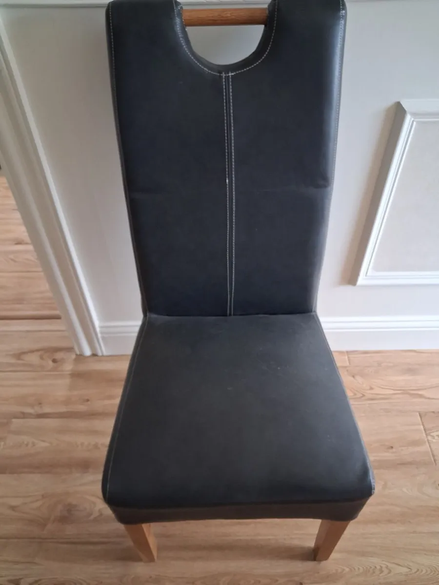 Dining chairs - Image 2