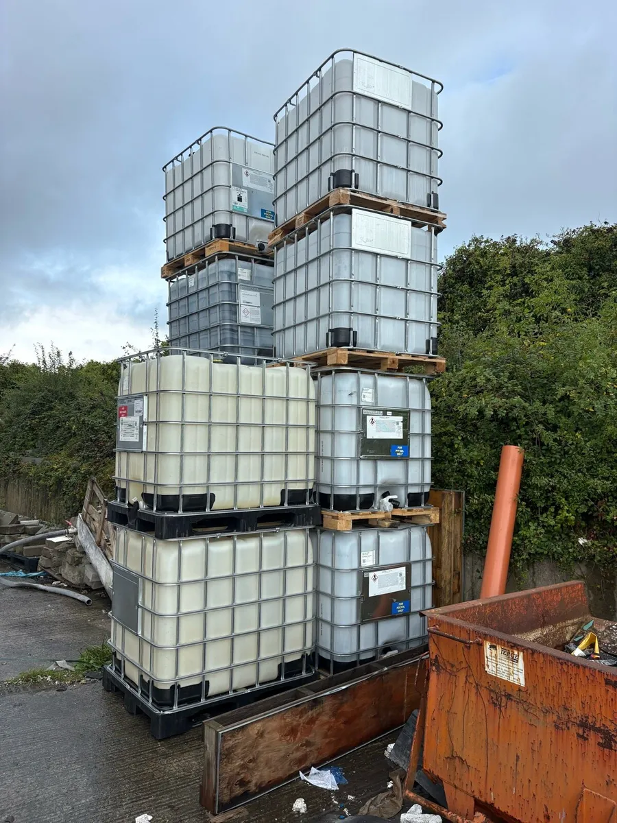 10 x IBC tanks for €300 - Image 1