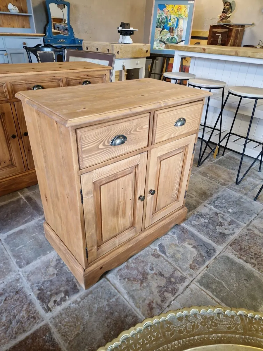 Vintage pine sideboard - Image 1