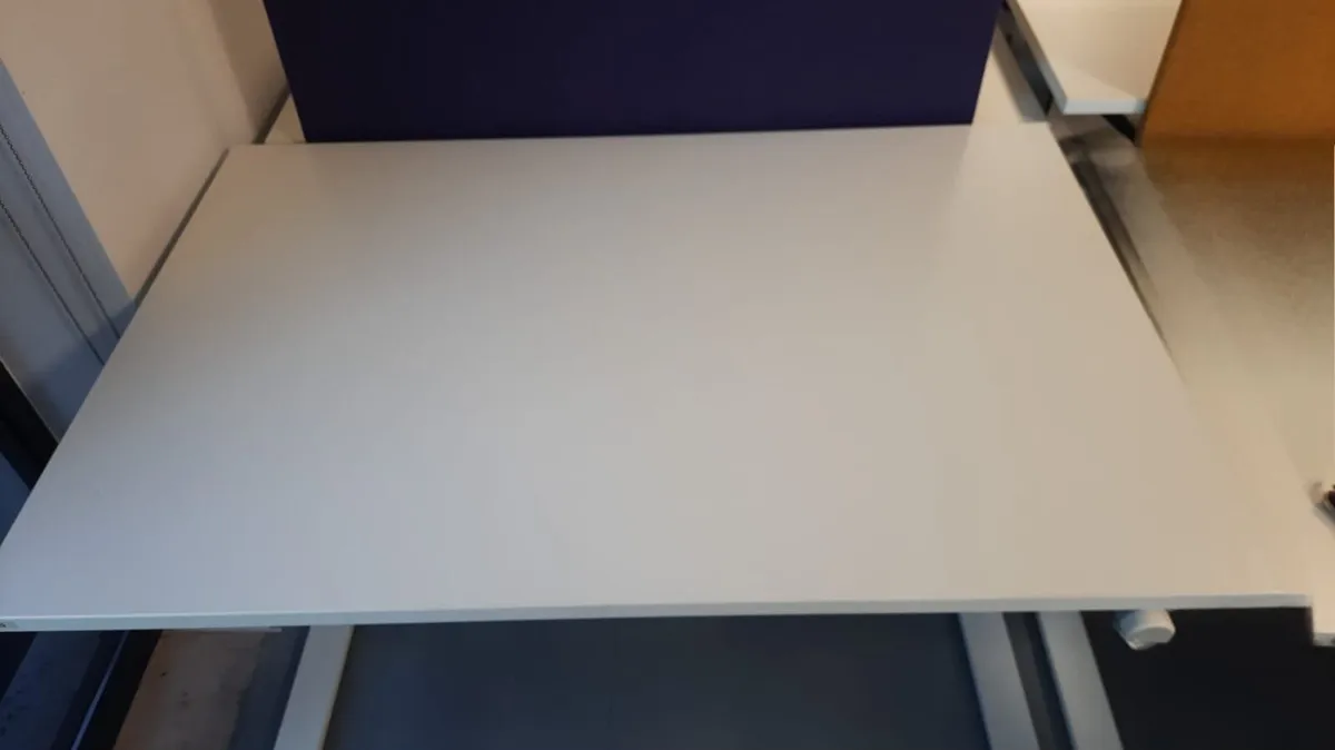 Height-Adjustable Desk - 120 x 80cm - Image 2