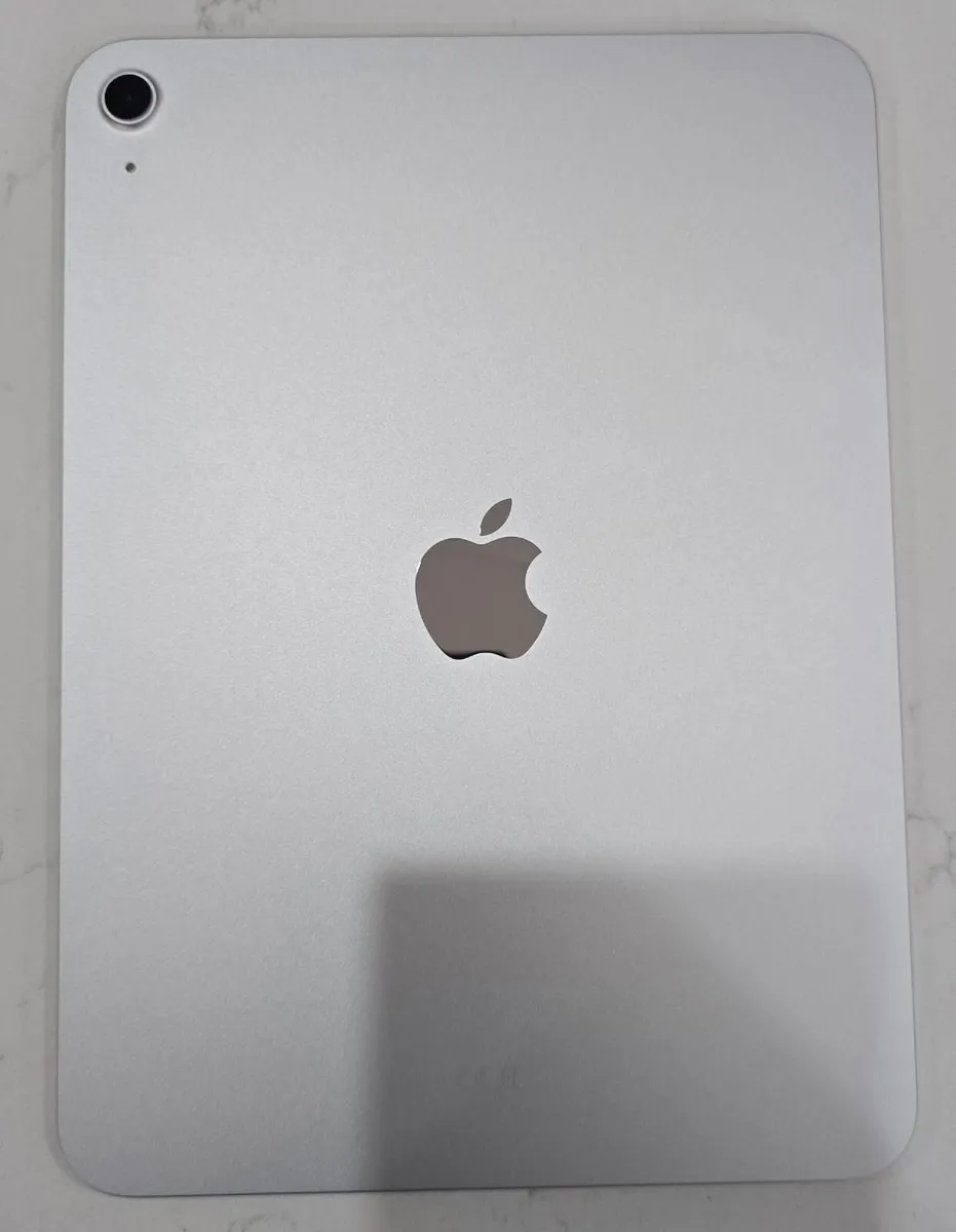 Ipad A16 256 GB - Image 1