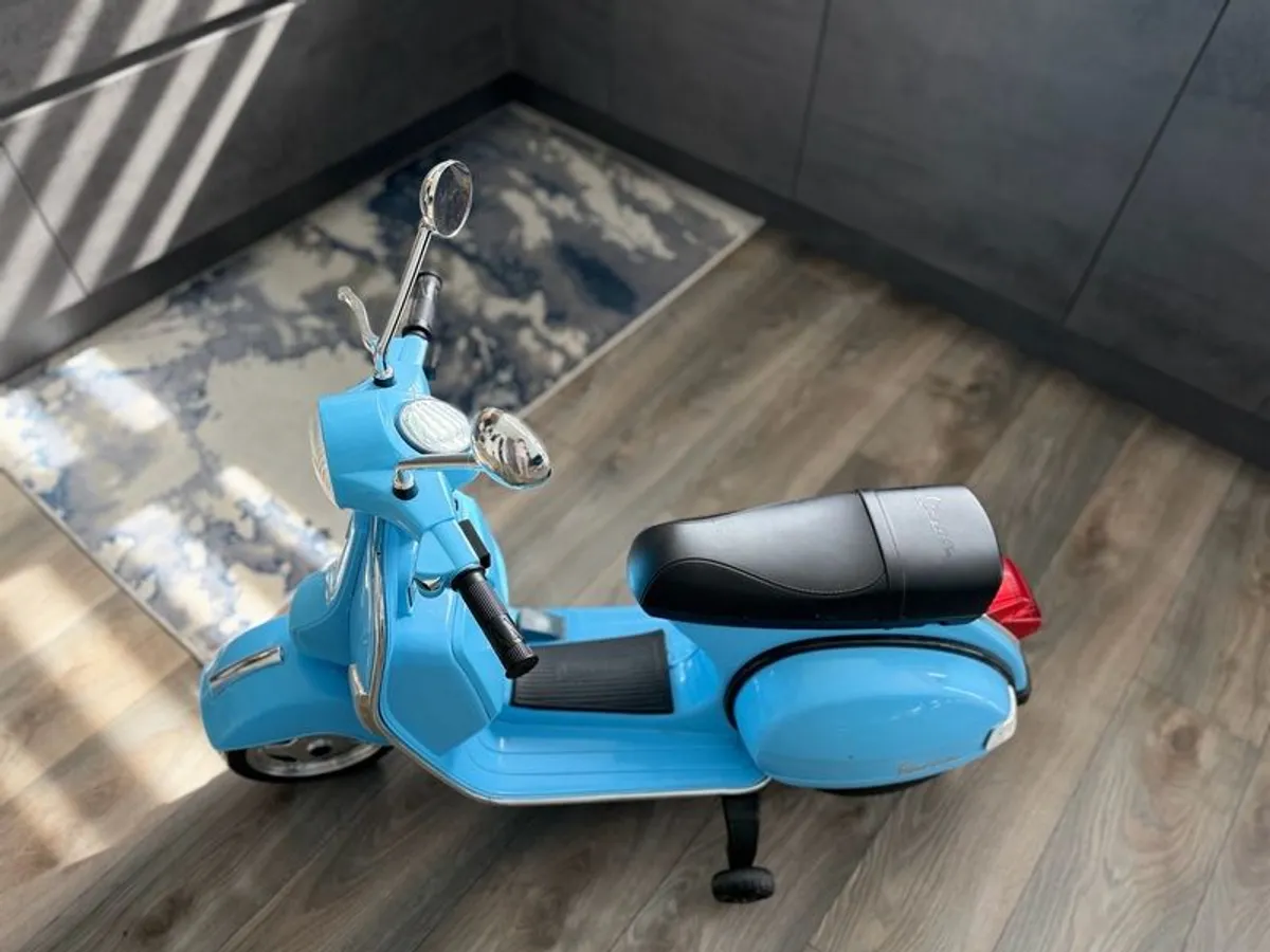 Electric Vespa 12V - Image 2