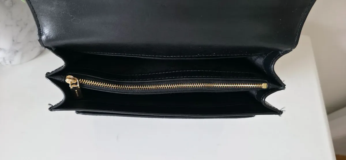 Michael Kors black bag gold hardware - Image 2