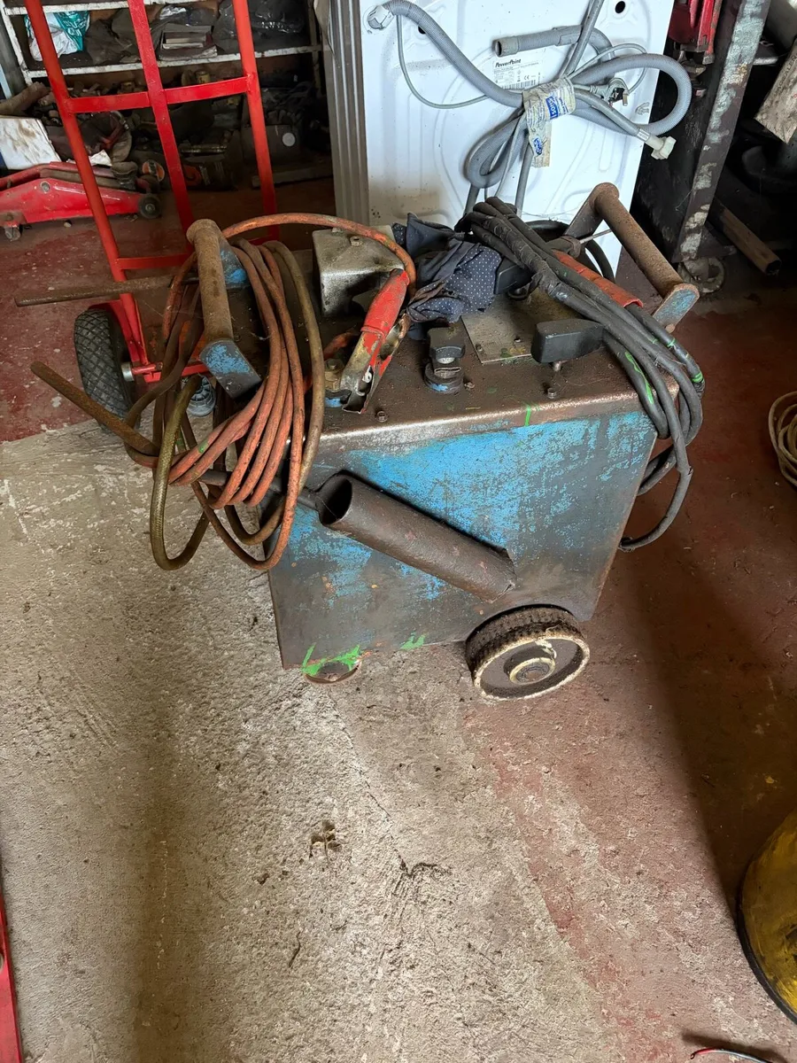 Oxford welder - Image 1