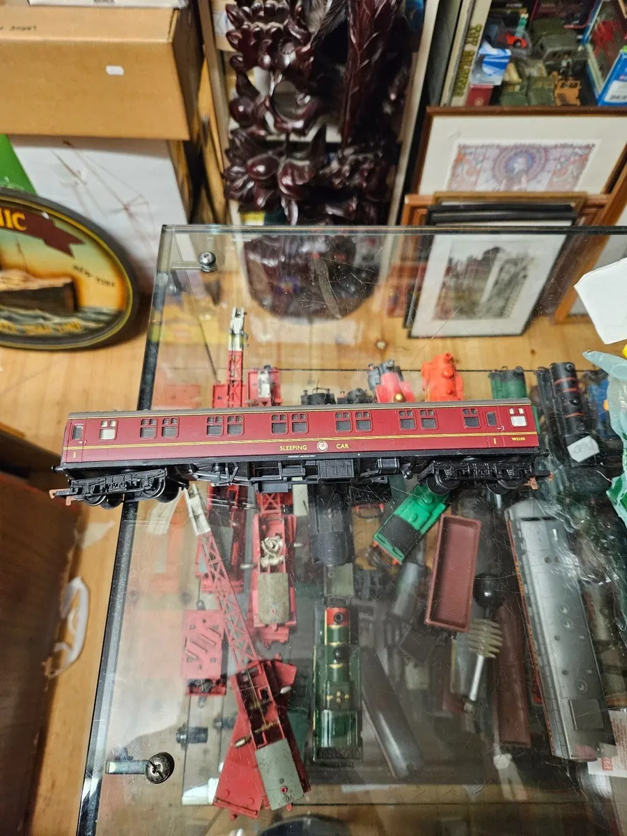 Hornby OO Gauge Carraige