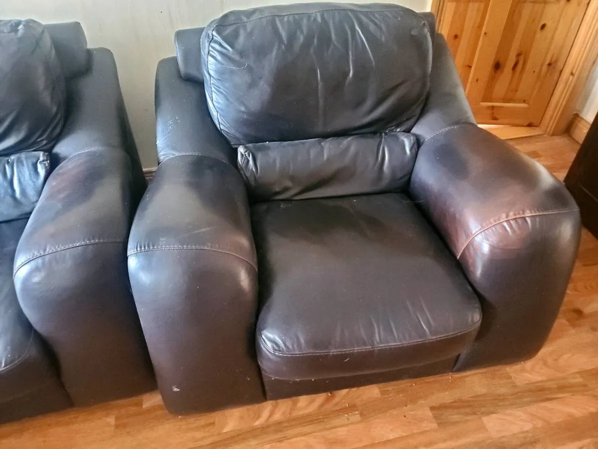 2 + 1 couch - Image 4