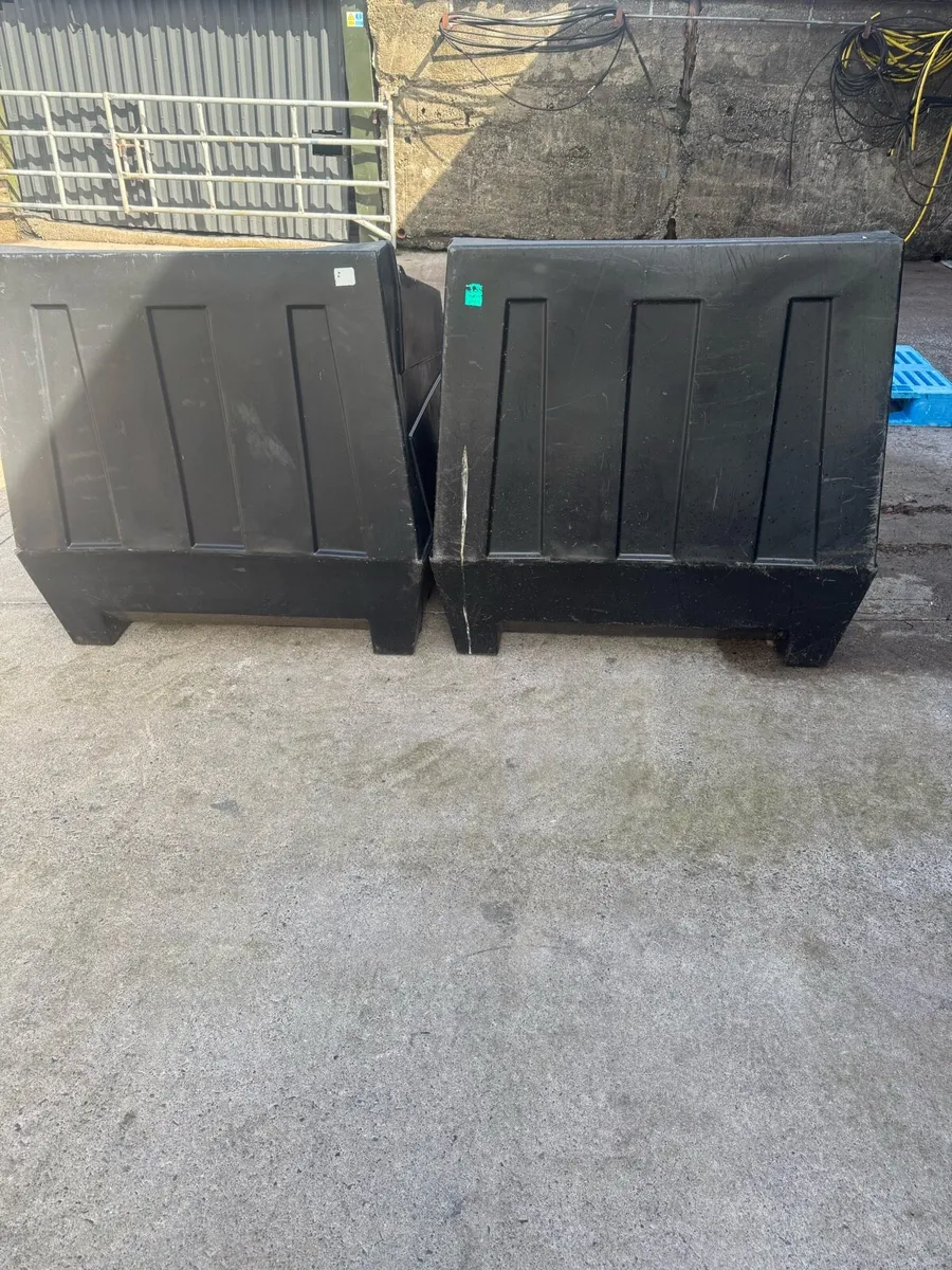 2 coal bunkers - Image 3