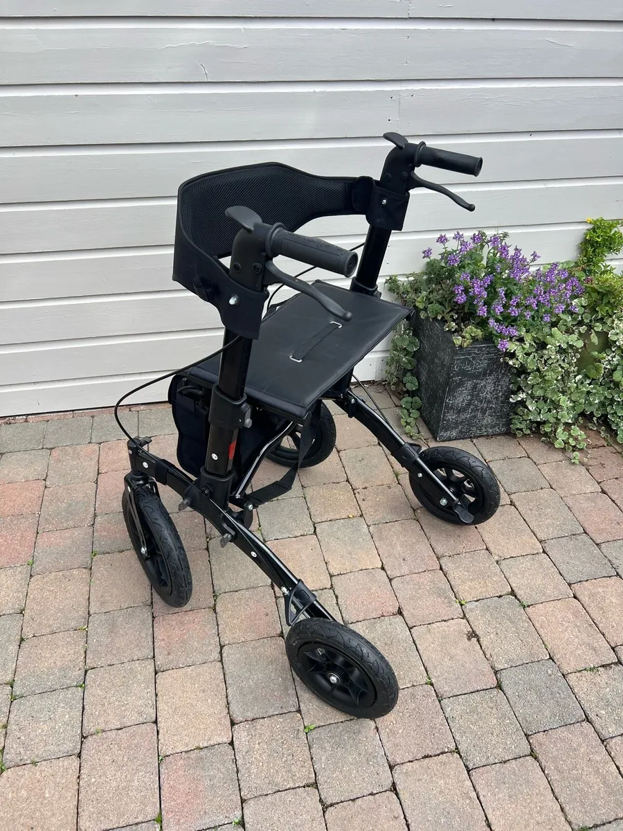 Helavo Outdoor Rollator - Image 4