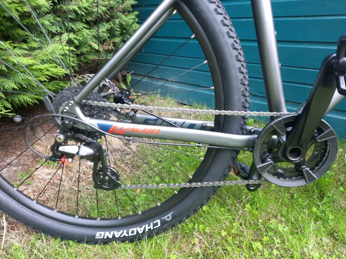 Giant Talon 3 Mountain bike - Image 3