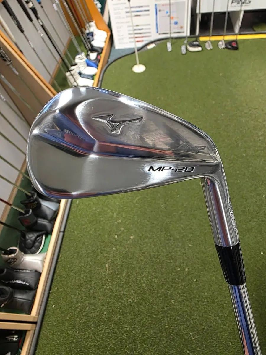 As New Mizuno Mp-20 - Image 1