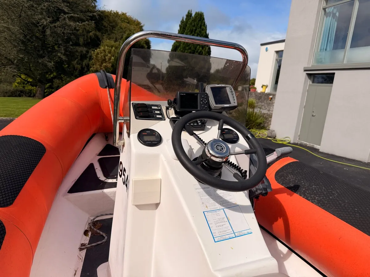 2004 6.5m Humber Rib, 90hp Yamaha on a trailer - Image 4