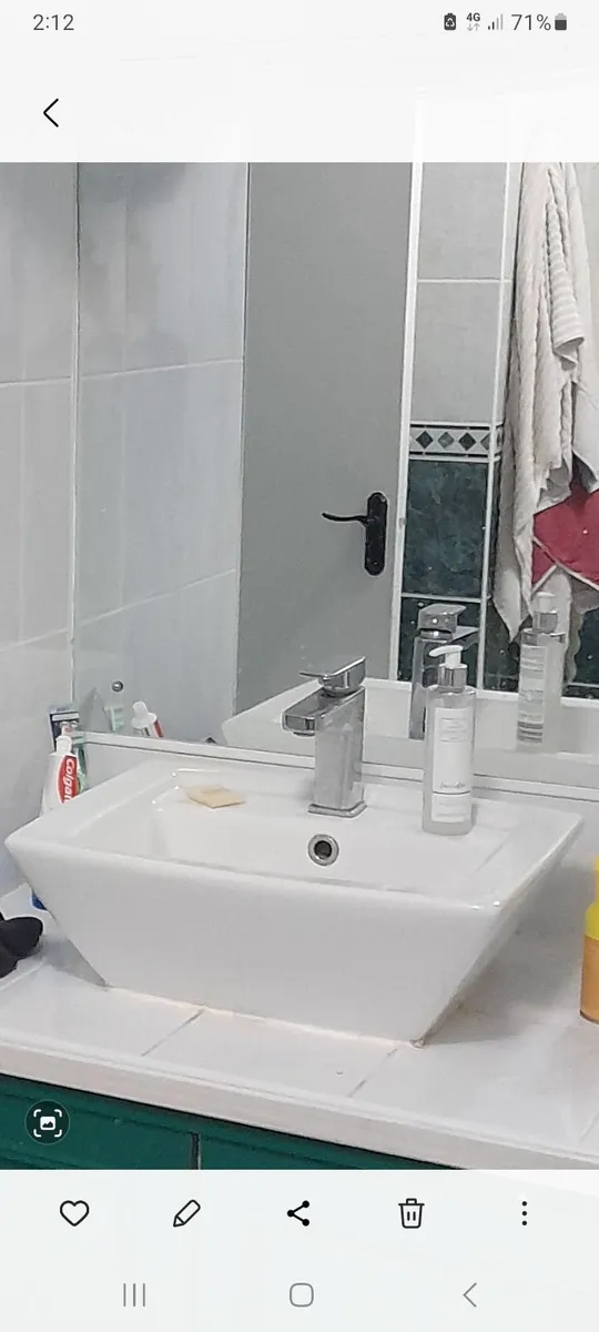 Bathroom sink - Image 2
