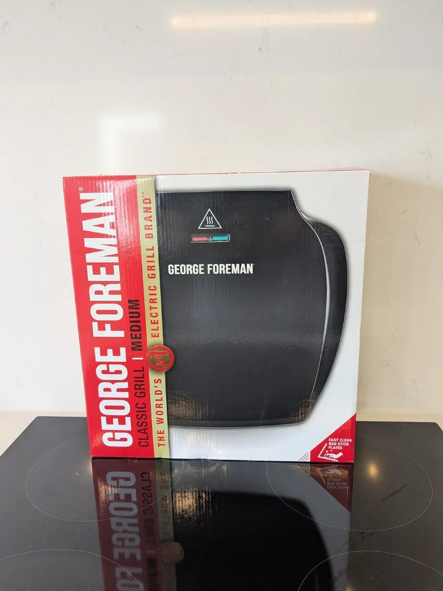 George Foreman Medium Classic Electric Grill - Image 1